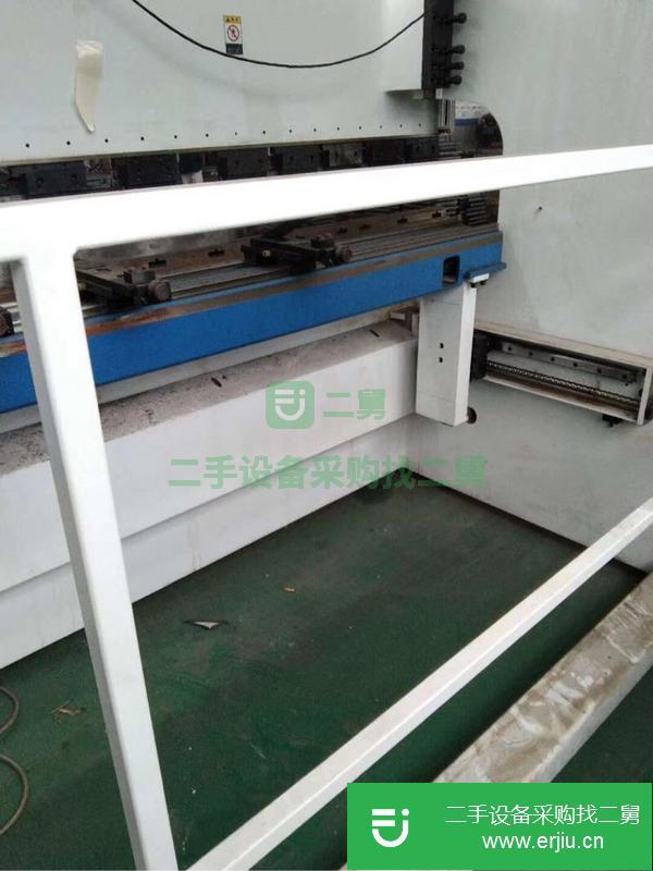 上海出售亞威160噸3100 4+1軸數控折彎機