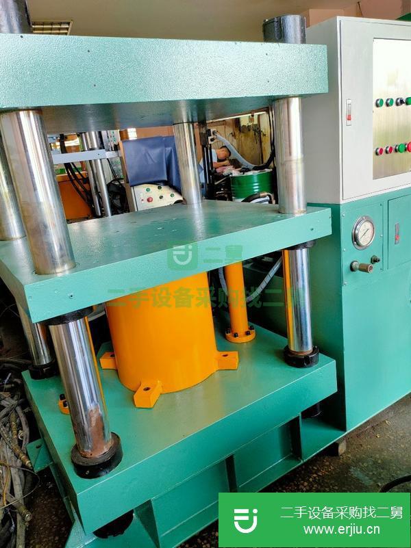 廣東出售二手200噸大臺面四柱液壓機
