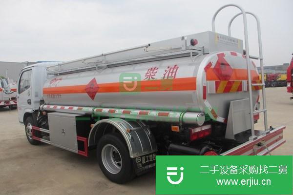 江西出售二手5噸油罐車(chē)