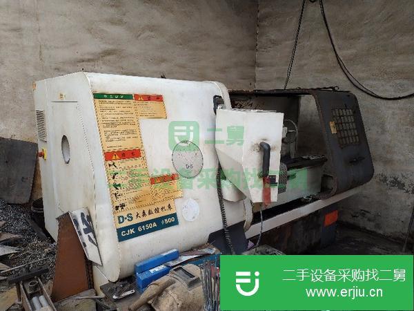 河南出售二手在位CK6150數(shù)控車床