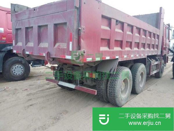 新疆出售二手后八輪德龍自卸車