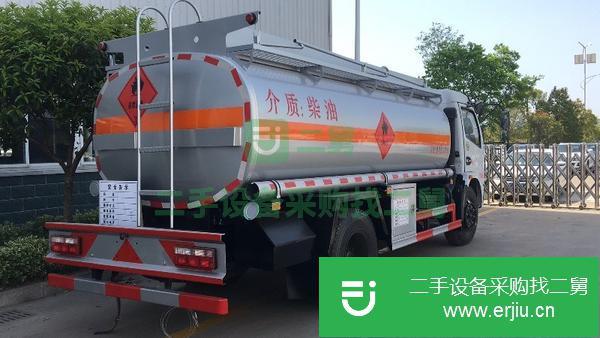 河北出售手續齊全5噸加油車 剛剛上好手續