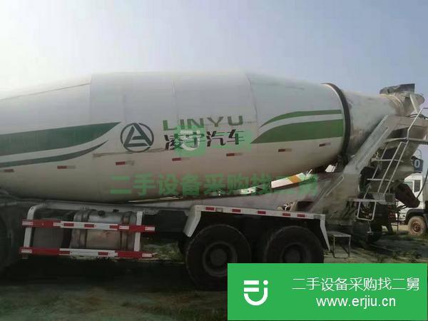 安微出售二手豪沃?jǐn)嚢柢?chē)