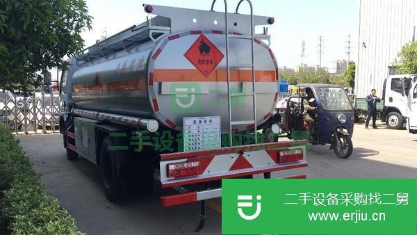 河北出售手續齊全5噸加油車 剛剛上好手續