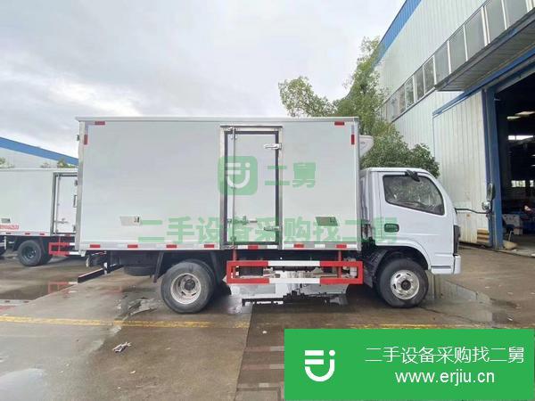 新疆出售二手東風福瑞卡冷藏車