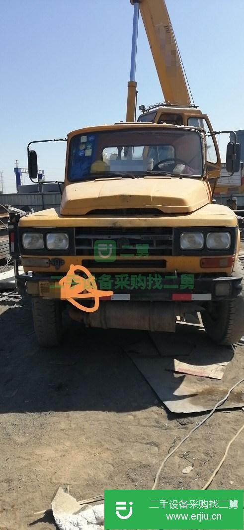 新疆出售二手8噸長(zhǎng)江吊車(chē)
