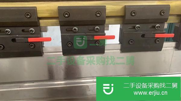 江蘇出售二手折彎機
