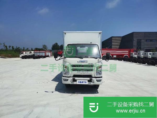 陜西出售二手4.2米危險(xiǎn)品運(yùn)輸車(chē)