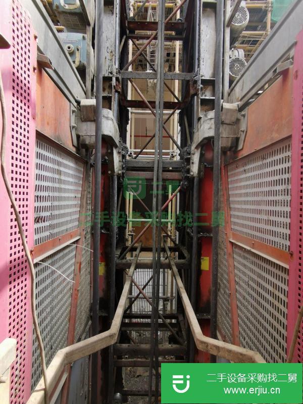 廣東出售二手特威變頻施工電梯 100米高度