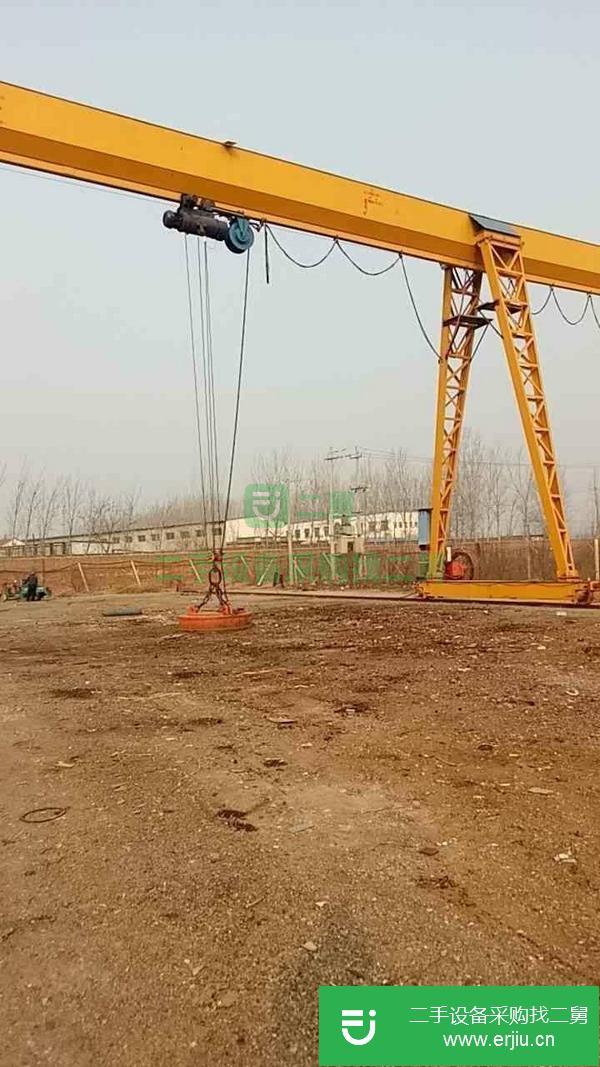 福建出售二手10噸跨度33米龍門吊