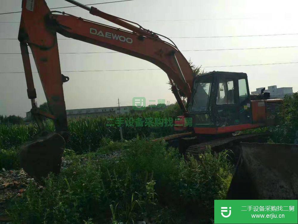 遼寧出售二手現代R220LC-5挖掘機