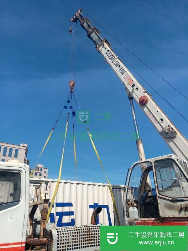 福建出售二手中聯(lián)12噸4節(jié)臂吊車