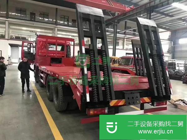 上海出售二手挖機運輸車