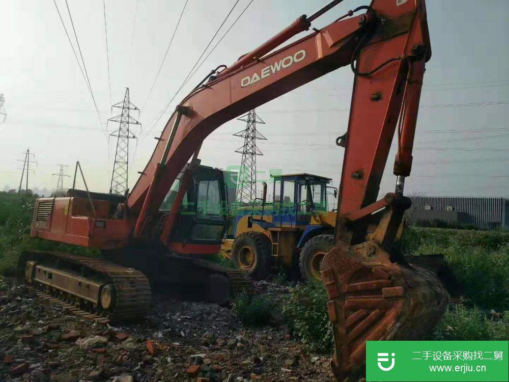 遼寧出售二手現代R220LC-5挖掘機