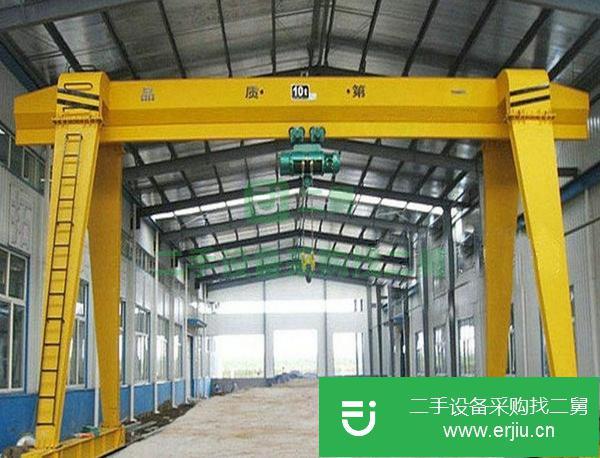 天津出售二手10噸30米全包廂式龍門吊