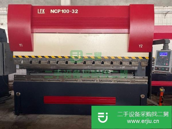 廣東出售100tx3200mm電液伺服數控折彎機