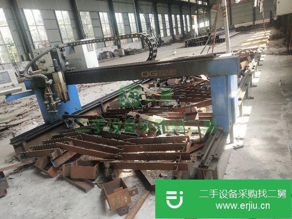 四川出售二手?jǐn)?shù)控切割機(jī)，帶十米軌道，軌道梁