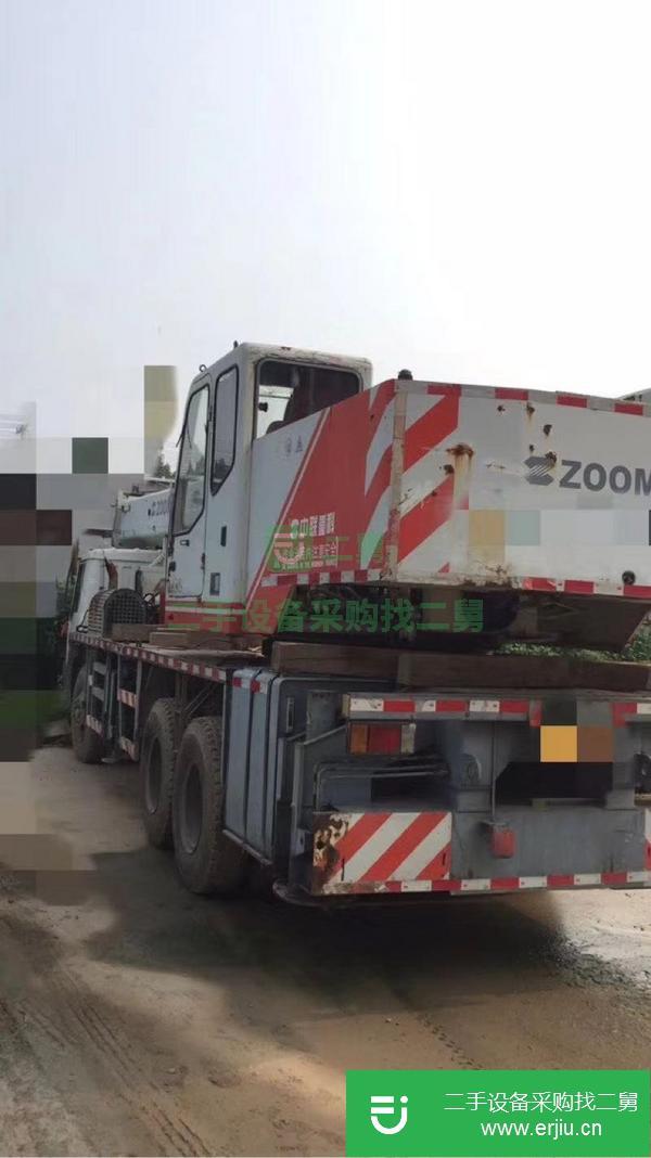 北京出售中聯吊車20噸，原車漆，電腦好用，全車輪胎好