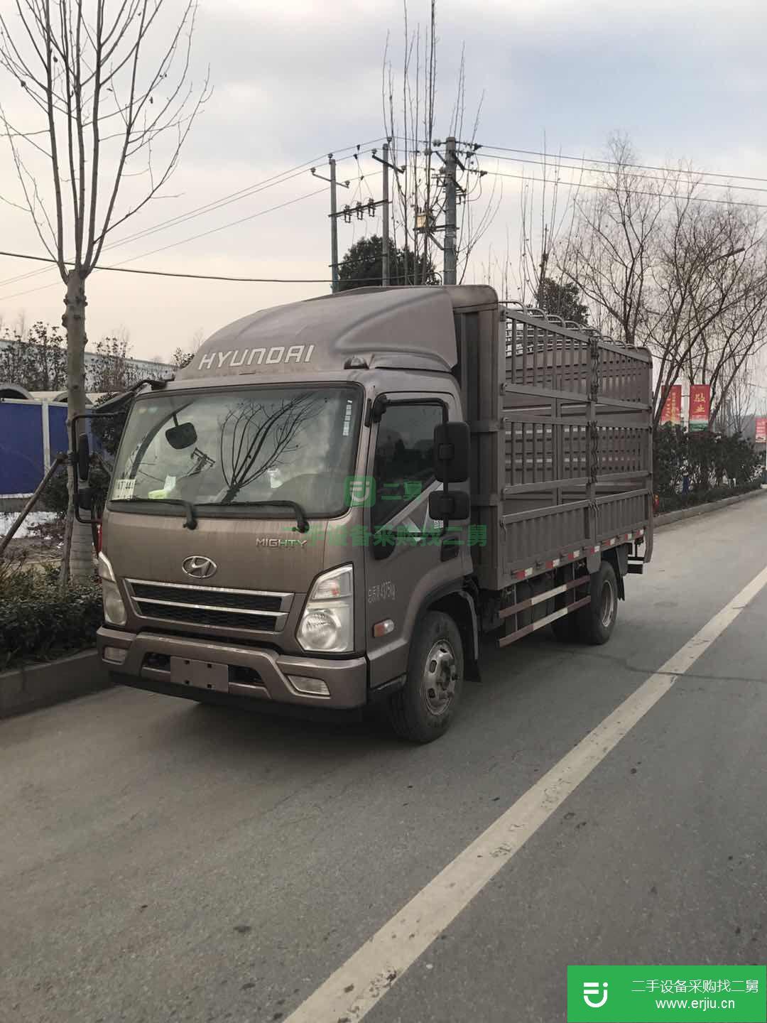 湖北出售二手現(xiàn)代倉柵載貨車