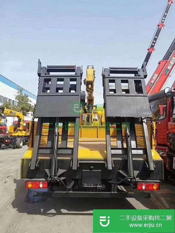 廣東出售二手東風(fēng)華神T5單橋隨車吊