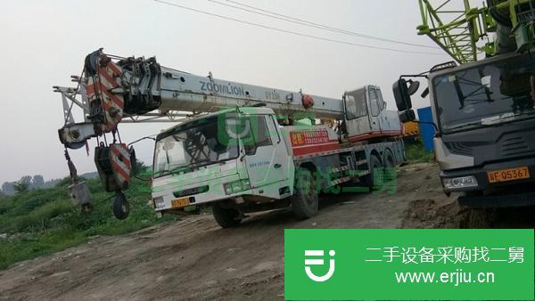 河北出售二手中聯重科吊車，25噸