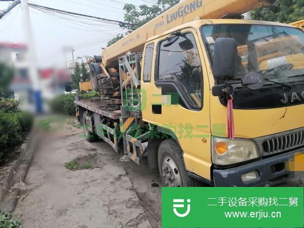 山東出售二手四節(jié)臂吊車(chē)
