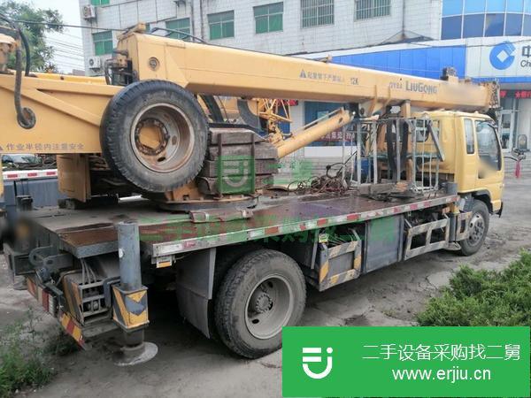 山東出售二手四節(jié)臂吊車(chē)