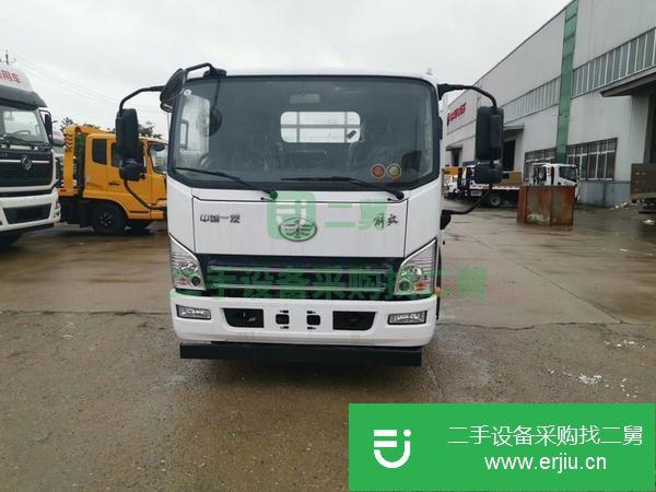 四川出售二手躍進小福星危險品廂式運輸車