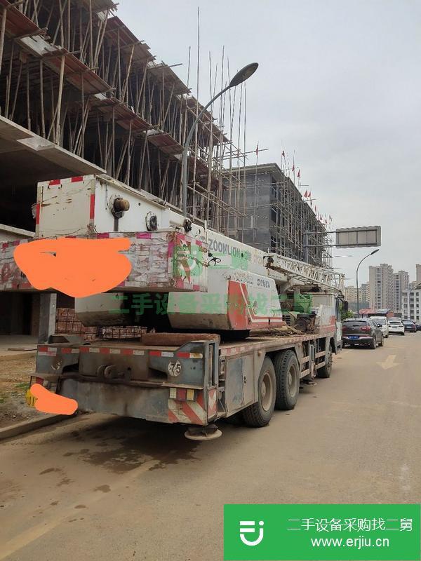 河南出售二手中聯(lián)30v吊車