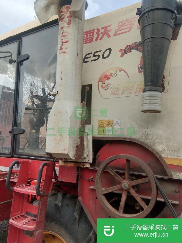 山東出售雷沃小麥收割機