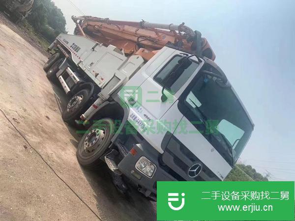 吉林出售二手中聯(lián)56米泵車