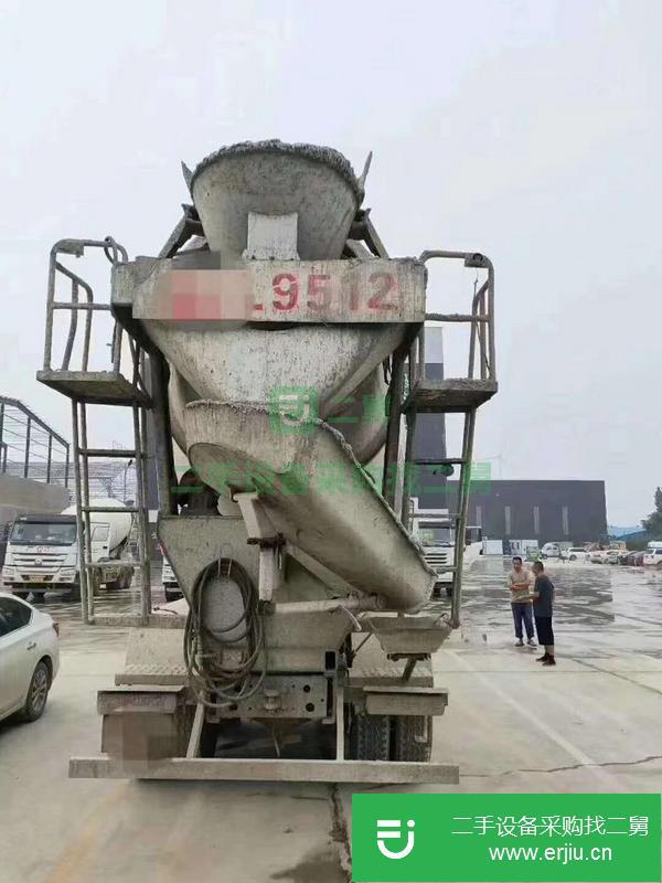 內蒙古出售二手豪沃攪拌車