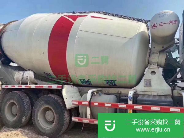 甘肅出售二手豪沃國(guó)五攪拌車12立方