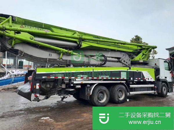 陜西出售18年國(guó)五中聯(lián)泵車  奔馳49米底盤