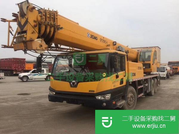 新疆出售二手徐工25噸吊車