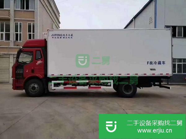 湖北出售二手解放J6L高頂雙臥6.8米冷藏車