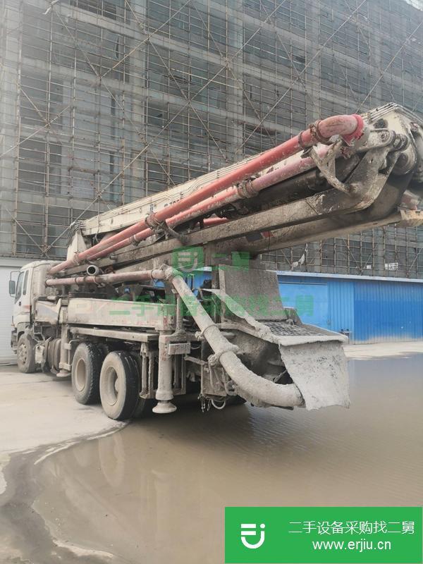 江蘇出售二手中聯牌37米泵車