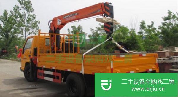 貴州出售二手重汽藍(lán)牌5噸隨車吊