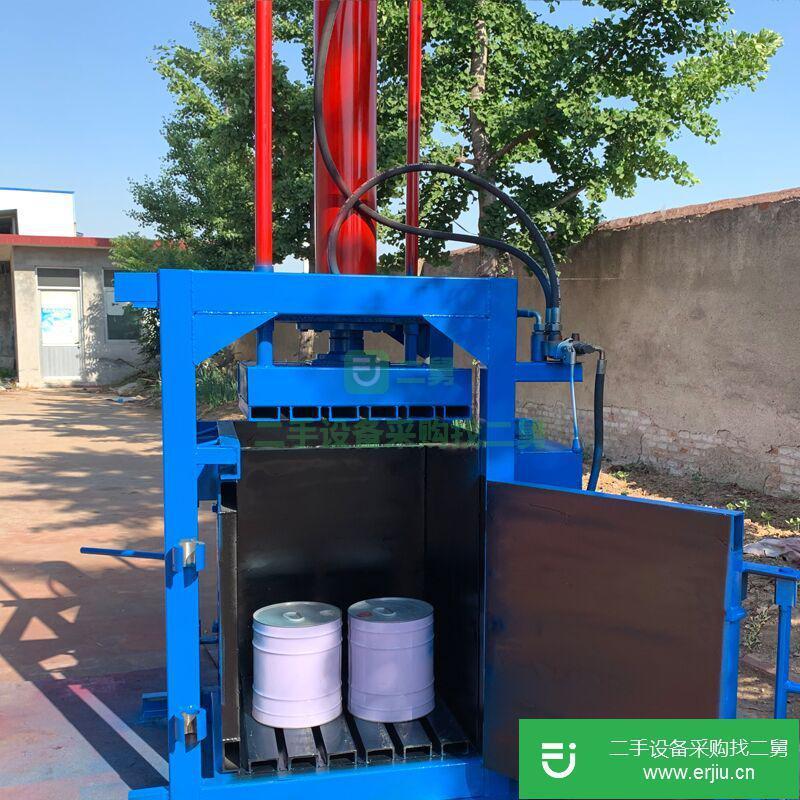 山東出售二手立式廢料塑料瓶液壓打包機