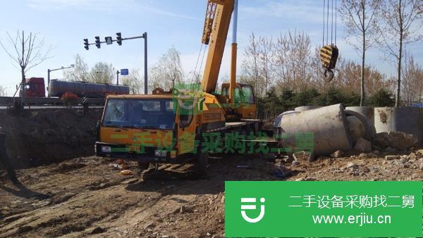 山東出售二手三一25噸C新款大臂吊車