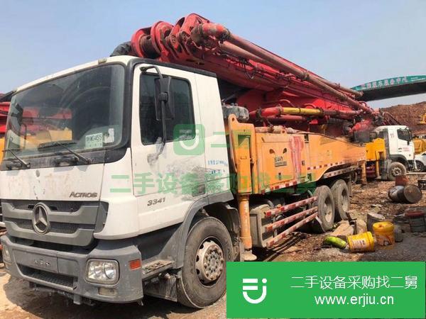 河南出售二手三一泵車 奔馳49米底盤