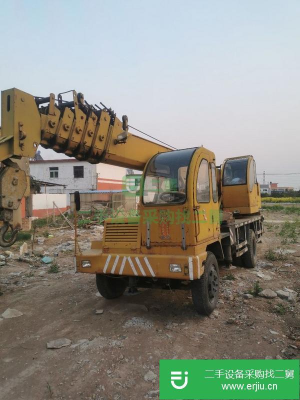 江蘇出售二手龍峰八噸六米七節吊車