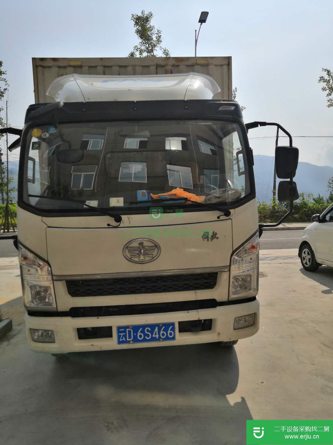 貴州出售二手一汽紅塔箱式貨車