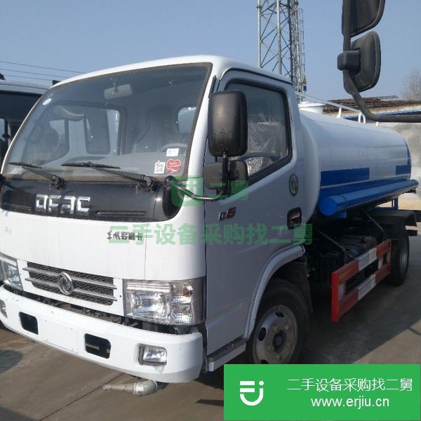 山東出售二手多利卡6噸灑水車