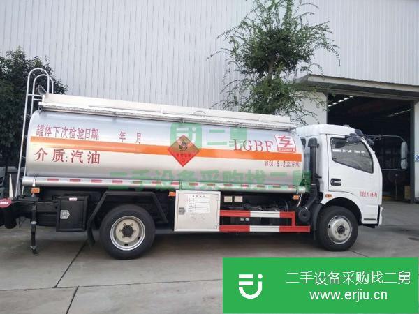 新疆出售二手東風大多利卡9.2方加油車