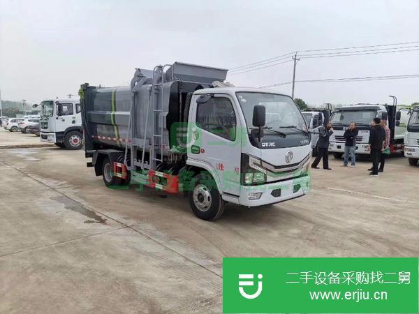 湖北出售二手東風多利卡自裝卸式垃圾車