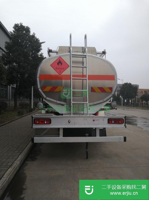 廣東出售二手東風(fēng)天龍前四后八鋁合金油罐車