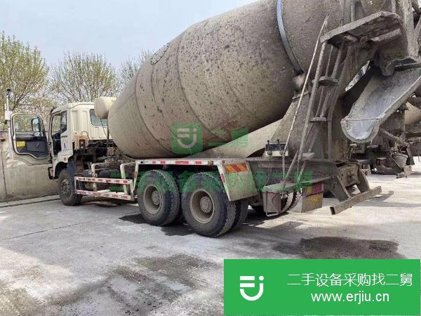 黑龍江出售二手豪沃攪拌車