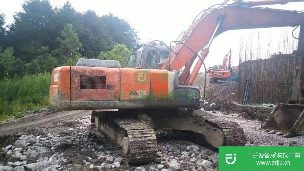 湖南出售二手日立ZX240挖掘機