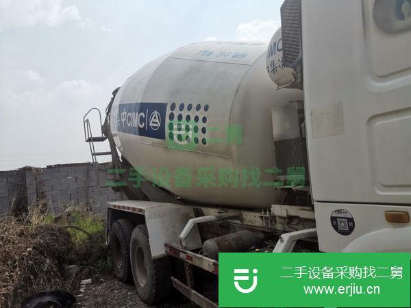 山東低價出售大12方豪沃攪拌車